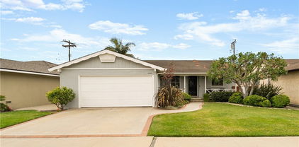 6860 E Roxanne Way, Long Beach