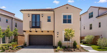 246 Canterbury, Irvine