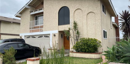 19657 Sequoia Avenue, Cerritos
