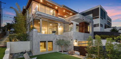 367 LIVERPOOL DR, Cardiff-by-the-Sea