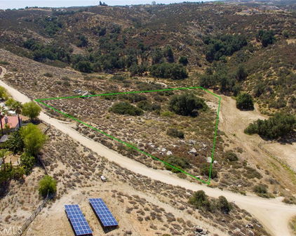 Calle Breve, Temecula