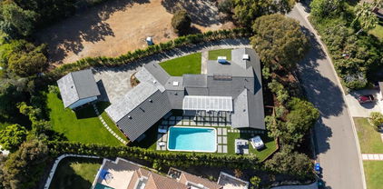 2975 Woodford Drive, La Jolla