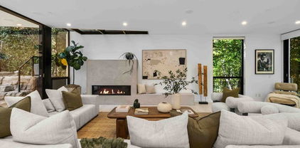 4000 Stansbury Avenue, Sherman Oaks