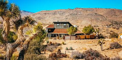 5145 Curtis Road, Pioneertown