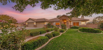 2534 Desert Rose Drive, Lancaster