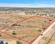 Meadowlark Avenue, Oak Hills image