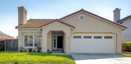 2033 Paseo De Anza, Vista