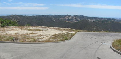 Crumley Court, Temecula