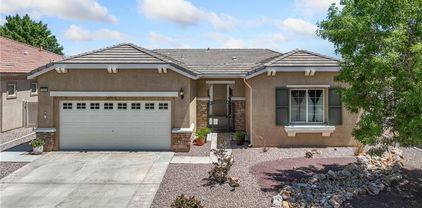 10803 Katepwa Street, Apple Valley