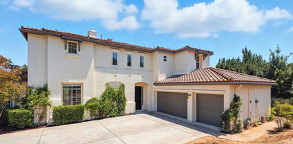 3380 Vista Norte, Escondido