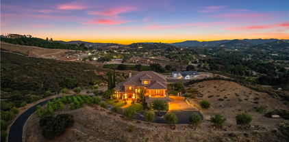 37654 Calle De Lobo, Murrieta