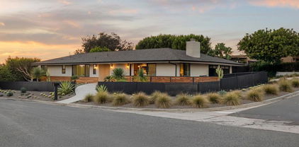 896 La Jolla Rancho Road, La Jolla