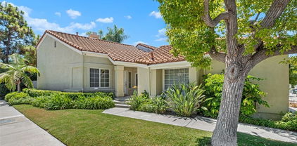 30 Del Perlatto, Irvine