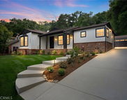 2955 Hermosita Drive, Glendale image