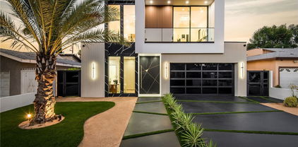 5132 Lindley Avenue, Encino