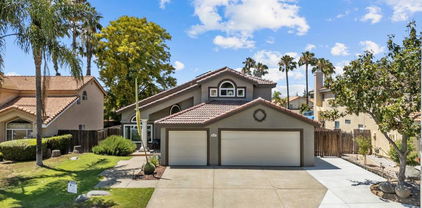 41447 magnolia st, Murrieta