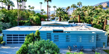 1055 E Granvia Valmonte, Palm Springs