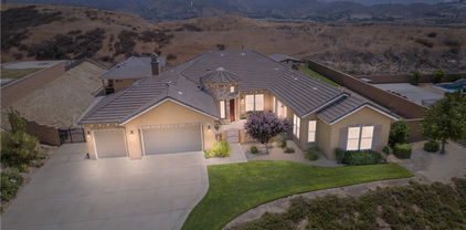 3086 Crystal Ridge Lane, Colton