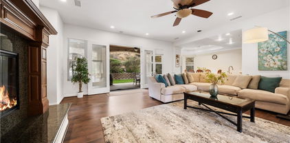 26677 Avenida Del Oro, Temecula