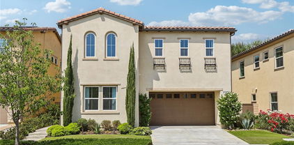 285 Pinnacle Drive, Lake Forest
