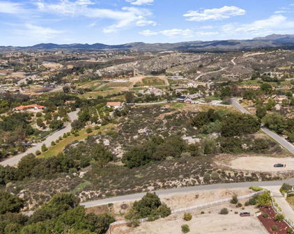 Via De Oro, Temecula