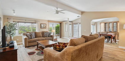 1831 Nova Gln, Escondido