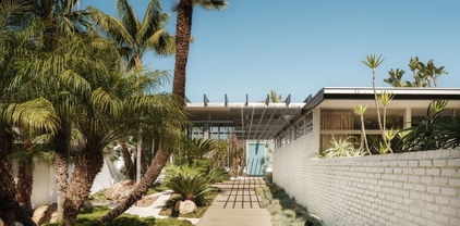1911 La Mesa Drive, Santa Monica