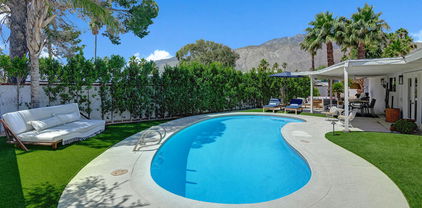 1373 E Madero Circle, Palm Springs