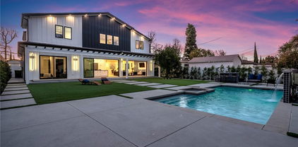 5012 Enfield Avenue, Encino
