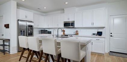 801 Mateo Street Unit 2, Chula Vista