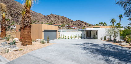 310 W Crestview Drive, Palm Springs