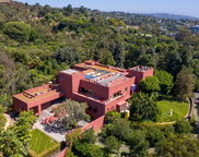 470 Layton Way, Los Angeles image