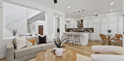 35 Blazewood, Lake Forest