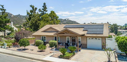 1926 PAMELA LN, Escondido