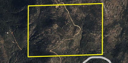 17484 Rockwood Road, Escondido
