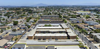 569 Park Way, Chula Vista