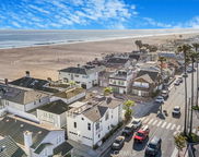 523 W Balboa Boulevard, Newport Beach image