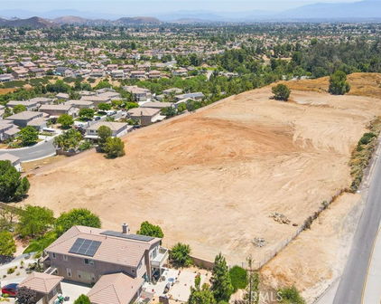 Jackson Ave, Murrieta