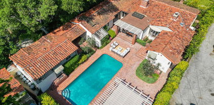 1400 Pasqualito Drive, San Marino