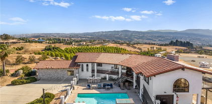 38225 Camino Sierra Road, Temecula