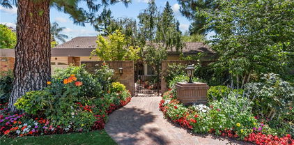 19222 Mayall Street, Northridge