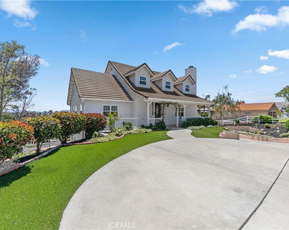 30927 Del Rey Road, Temecula