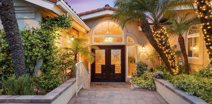6303 Caminito Tenedor, Del Cerro