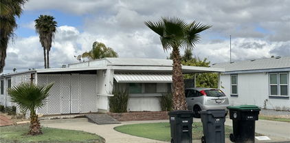 809 S Palm Avenue, Hemet