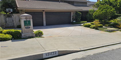 19432 Pine Valley Avenue, Porter Ranch