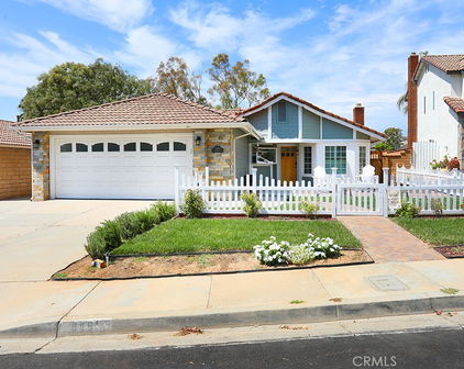 8491 E Frostwood Street, Anaheim Hills