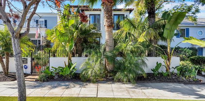 258 H Ave, Coronado
