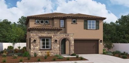 2933 Bridgetide Road, Corona