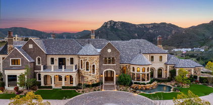 2474 Newbern Court, Thousand Oaks