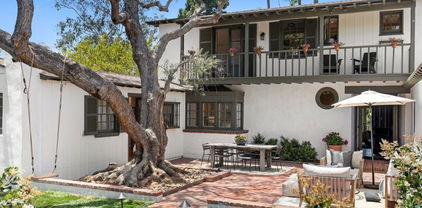 4430 Arista St, Mission Hills